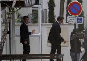 ЗМІ: Карла Бруні-Саркозі народила дівчинку