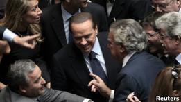 Парламентарі Італії залишили Берлусконі на посаді прем’єр-міністра