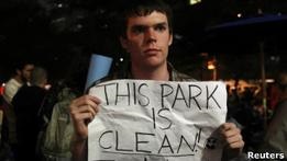  Окупанти Уолл-стріт  не хочуть покидати зайнятий парк