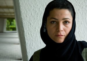 Іранську актрису засудили до року в язниці та 90 ударів батогом за зйомки у фільмі