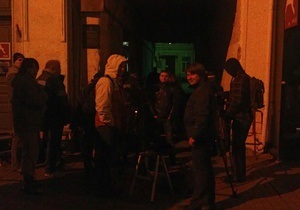 Справа Тимошенко: Журналісти прийшли під Печерський суд о 4 ранку