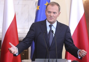Коморовський заявив, що Туск залишиться прем єр-міністром Польщі