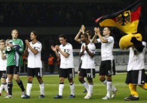 Євро-2012: Іспанія і Німеччина йдуть без втрат, Чорногорія вириває нічию у Англії