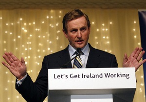 Прем єр Ірландії сподівається, що Дублін першим  помахає ручкою МВФ 