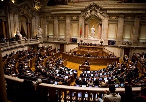 Moody s знизило рейтинги португальських банків