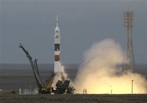 Росія призупинила будівництво нової ракети