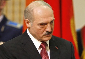 Білоруського соціолога, який повідомив про рекордне зниження рейтингу Лукашенка, звільнили