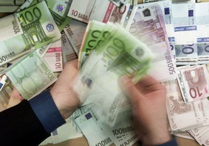 Євро на міжбанку впав на десять копійок