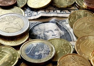 Міжбанк відкрив тиждень падінням котирувань за доларом і євро