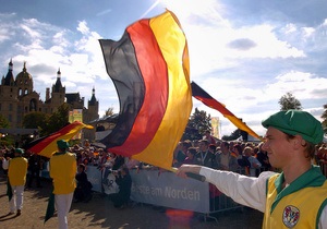 Німці відзначають 21-шу річницю об єднання Німеччини
