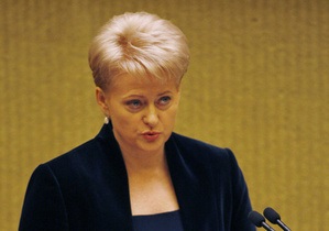 Президент Литви назвала ізоляцію Білорусі великою помилкою