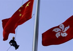 Суд Гонконгу визнав право іноземних покоївок на отримання громадянства