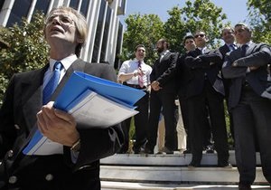 Співробітники грецького Мінфіну заблокували вхід до міністерства перед приїздом кредиторів