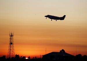 В Індонезії розбився пасажирський літак