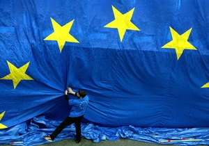 Європа без бар єрів: Посольства ЄС завищують вимоги до українців при видачі віз