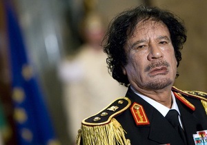 НАТО: Війська Каддафі досі є небезпечними