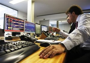 Український фондовий ринок відкрився падінням індексів
