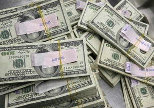 Експерти: За три роки долар знецінився більш ніж удвічі