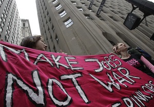 У Нью-Йорку відбулася акція протесту проти бюджетних скорочень