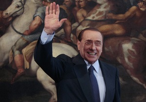 У постачанні повій Берлусконі звинуватили вісьмох осіб
