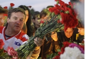 У Києві поховали громадян України, які загинули в катастрофі літака Як-42