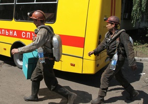 У Єнакієвому через 36 годин врятували гірників, які опинилися під завалом