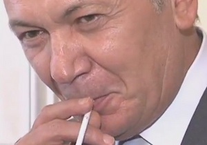 Журналісти поспілкувалися з непублічним регіоналом Іванющенком у курилці Ради