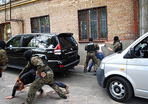 В Україні заарештовані викрадачі престижних автомобілів у Євросоюзі