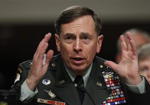 Колишній командувач силами НАТО в Афганістані і герой війни в Іраку очолив ЦРУ