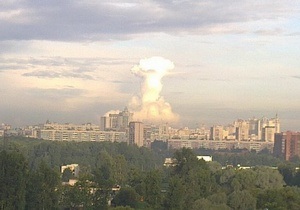 Жителі Петербурга сфотографували величезну хмару-гриб над містом