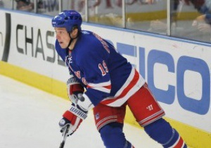 Украинец Руслан Федотенко подписал новый контракт с New York Rangers