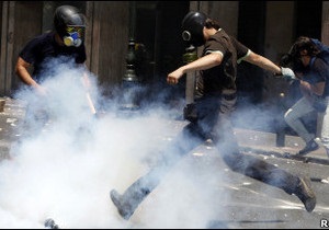 У Греції спалахнули масові заворушення