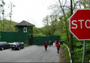 Українська служба Бі-бі-сі: Чи все показав президент Янукович у Межигір ї?