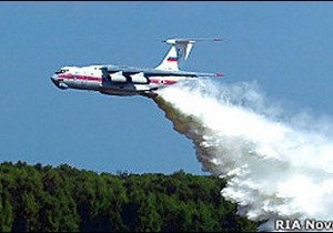 Пожежу на складі в Удмуртії гасять літаками