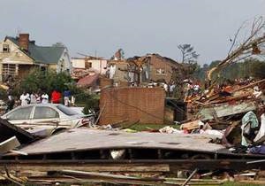 Десятки загиблих внаслідок ураганів у США