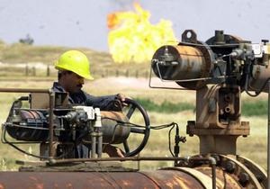 Укрнафта может поднять цену нефти на 25% в январе - эксперт