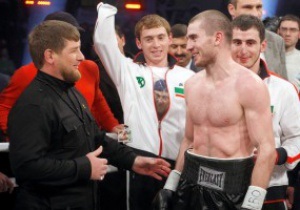 Фотогалерея: На радость Кадырову. Байсангуров становится первым чеченским Чемпионом мира