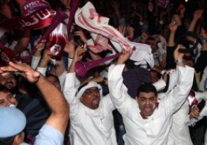 В столице Катара ликующая толпа заблокировала дорожное движение