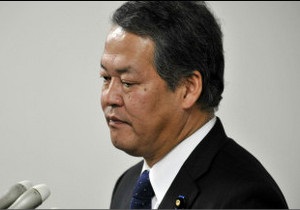 Японський міністр дожартувався до відставки