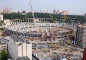 Головну арену Євро-2012 відкриють у серпні