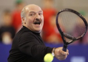 Лукашенко проиграл Азаренко и Возняцки