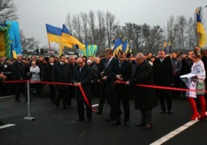 Евро-2012: в Харькове открыли объездную дорогу