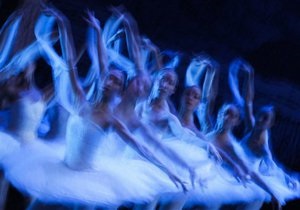 Віденська опера поновила на посаді балерину, звільнену за еротичну фотосесію