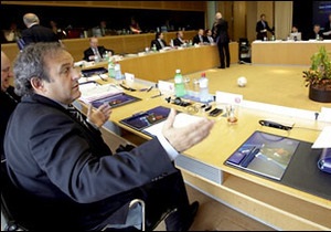 УЄФА:  так!  чотирьом містам України