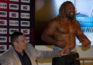 Бриггс: Я способен выиграть, даже играя по правилам Кличко