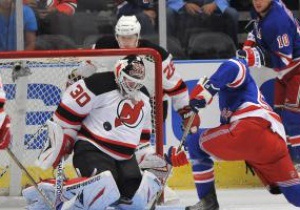 Предсезонка NHL: Федотенко дебютирует за Рейнджерс, Поникаровский забивает за Кингс