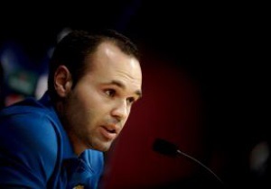 Иньеста: Победа избавила нас от нервозности