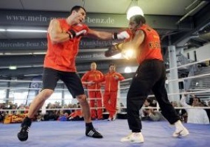 Команда Владимира Кличко: Если Хэй откажется - пригласим Адамека