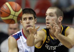 ЧМ-2010. Германия дожимает Сербию, Греция с трудом справляется с Пуэрто-Рико