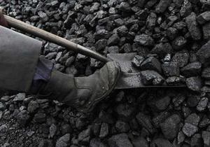 Ъ: Компания Ахметова получит уголь двух государственных шахт